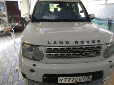 Установка лобового стекла Landrover discovery IV 2009-2011