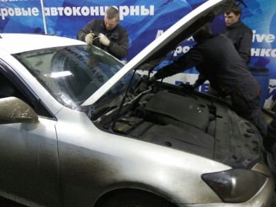 Установка лобового стекла TOYOTA LEXUS IS200/250/350 4D SED 2005-2013