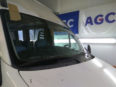 Установка автостекла Iveco Daily 2000-2014