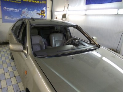 Установка лобового стекла TOYOTA CAMRY 4D SED 2001-2005