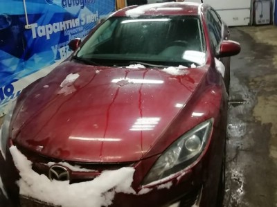 Установка заднего стекла Mazda 6 2007-2012