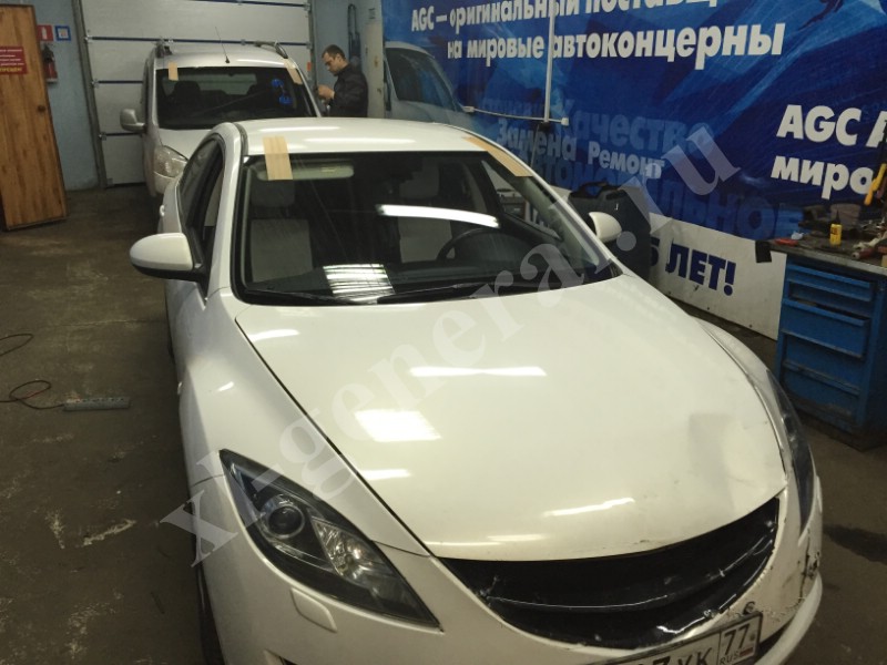 Установка лобового стекла Mazda 6 2007-2012