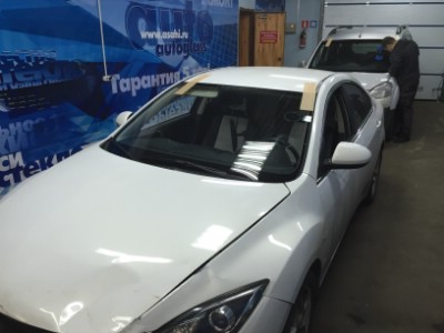 Установка лобового стекла Mazda 6 2007-2012