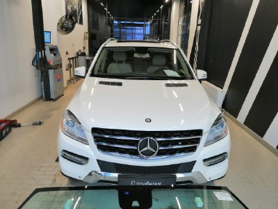 Установка лобового стекла MeRcedes ML W166 (M-CLASS)(GL-CLASS) 2011-