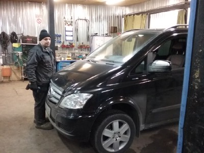 Установка лобового стекла Mercedes Vito, Viano Cl (w639) 2003