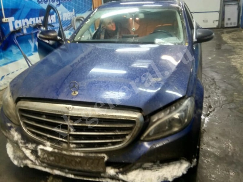 Лобовое стекло Mercedes W204, C Class СД УН 2007-