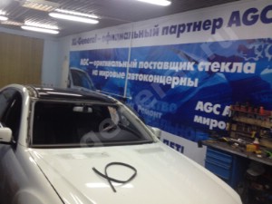 УУстановка автостекла Mercedes W221 S-Class 2005-