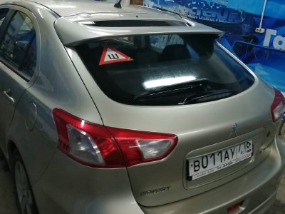 Установка лобового стекла Mitsubishi Lancer X 4D SED, 5D HB 2007-2017