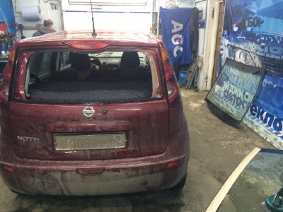 Установка автостекла Nissan Note 2000-2013