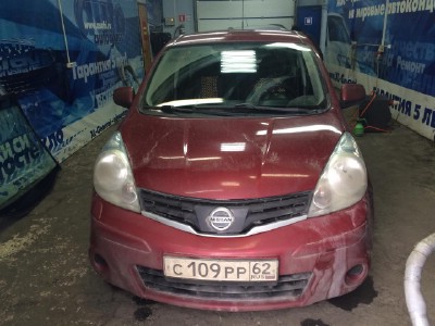 Установка заднего стекла Nissan Note 2000-2013