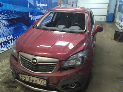 Установка лобового стекла OPEL MOKKA CHEVROLET TRAX 5D RANGER 2012-