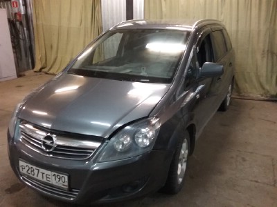 Установка лобового стекла OPEL ZAFIRA B 2005-2011