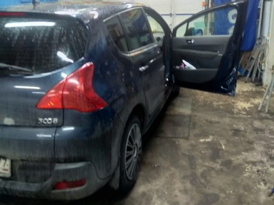 Установка опускного стекла Peugeot 3008 5008 5D 2009-2016