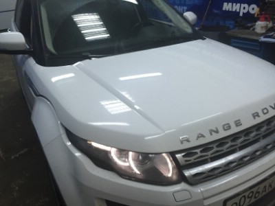 Установка лобового стекла Range Rover EVOQUE 3D 2009-2014