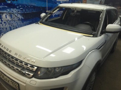 Установка лобового стекла Range Rover EVOQUE 3D 2009-2014