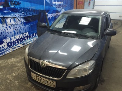 Установка лобового стекла SKODA FABIA 5D HB,унив ROOMSTER MPV, PRAKTIK MPV 2006-