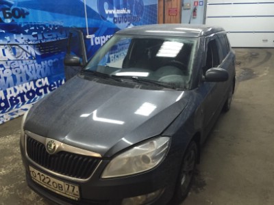 Установка лобового стекла SKODA FABIA 5D HB,унив ROOMSTER MPV, PRAKTIK MPV 2006-