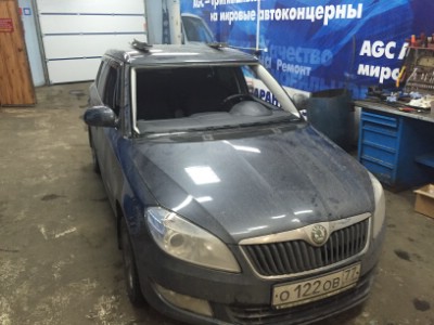 Установка лобового стекла SKODA FABIA 5D HB,унив ROOMSTER MPV, PRAKTIK MPV 2006-