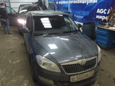 Установка лобового стекла SKODA FABIA 5D HB,унив ROOMSTER MPV, PRAKTIK MPV 2006-