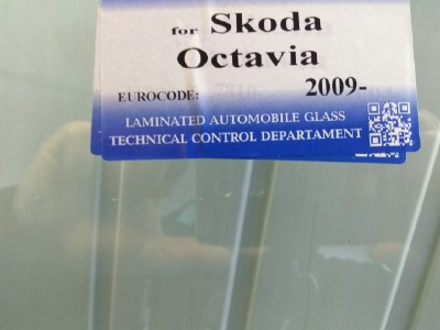 Установка лобового стекла Skoda OCTAVIA A5 5D HB 2009-2013