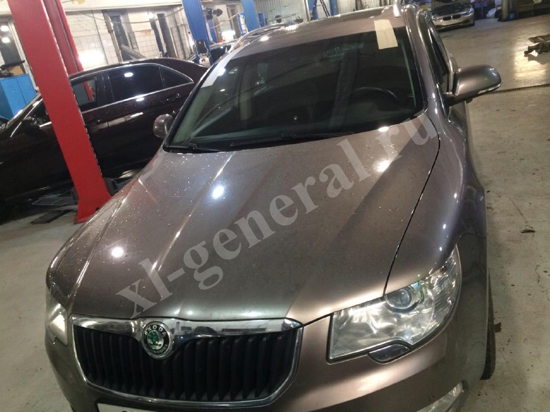 Установка автостекла Skoda Superb 5D HB 2008-