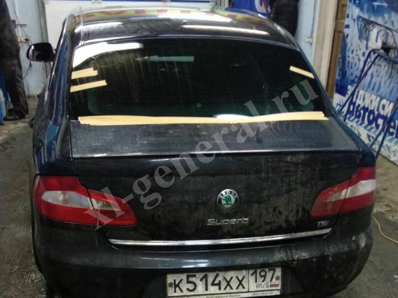 Установка автостекла Skoda Super B 5D HB 2008-