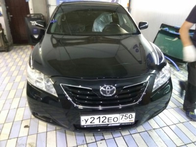 Установка лобового стекла TOYOTA CAMRY/AURION 4D SED 2006-2011