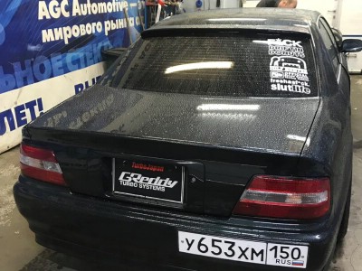 Установка лобового стекла Toyota Chaser ZX100 Hardtop 1996-