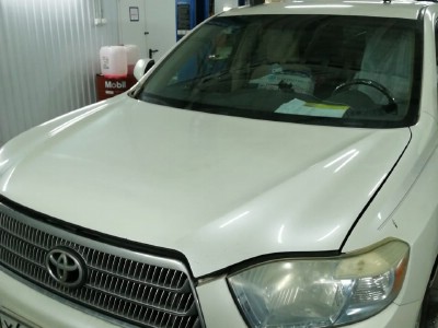 Установка лобового стекла Toyota Highlander Kluger GSU40 2008-