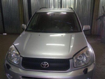 Установка лобового стекла Toyota Rav 4 2000-2006