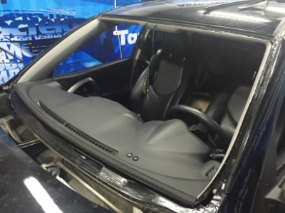 Установка лобового стекла Toyota RAV-4 2006-2012