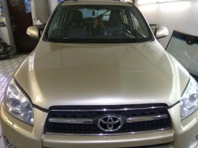 Установка лобового стекла TOYOTA RAV-4 2006-2012