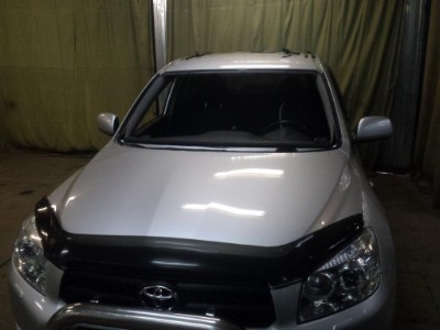 Установка лобового стекла Toyota RAV-4 2006-2010