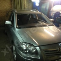 Установка автостекла на Toyota Avensis 2006-2008