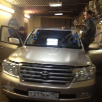 Установка автостекла на Toyota Land Cruiser J200 V8 2008