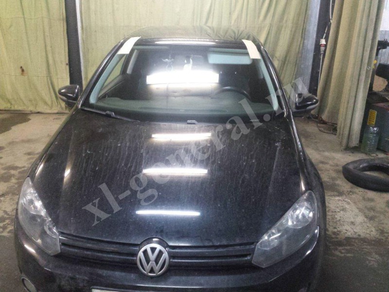 Установка автостекла Volkswagen Golf VI 2008