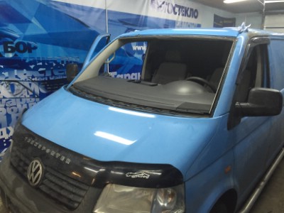 Установка лобового стекла Volkswagen MULTIVAN T5 -