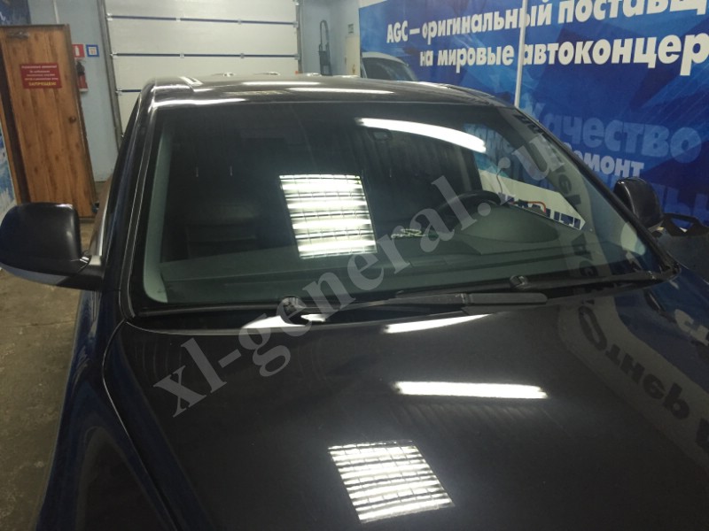 Лобовое стекло VOLKSWAGEN TOUAREG 5DPORSCHE CAYENNЕ 2002-2010