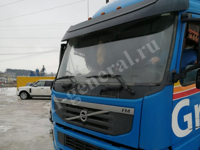 Лобовое стекло Volvo FH12 FH16 -