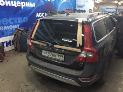 Установка лобового стекла VOLVO XC70 2007-