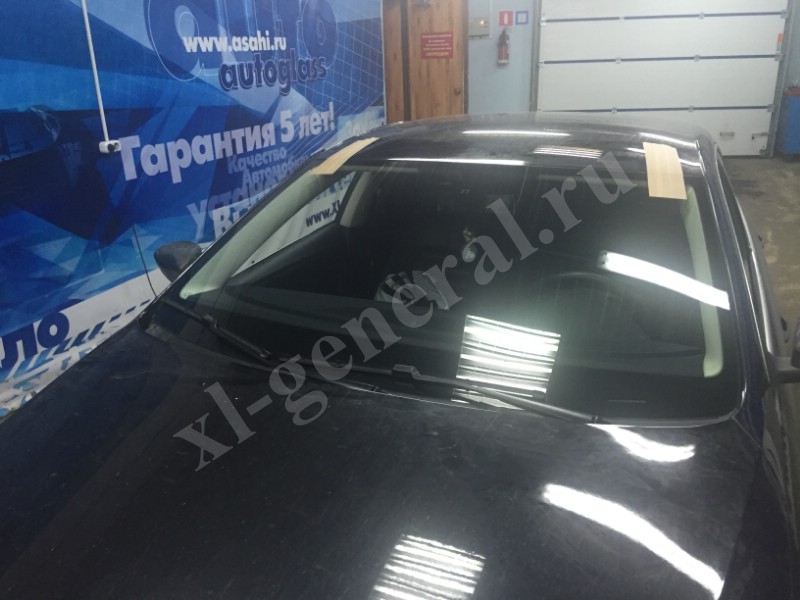 Лобовое стекло Volkswagen Passat CC 4D 2012-