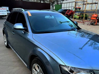 Установка автостекла Audi A4 allroad -