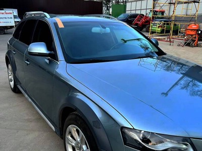 Установка лобового стекла Audi A4 allroad -