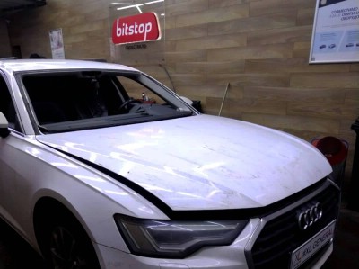 Установка лобового стекла Audi A6 2018-