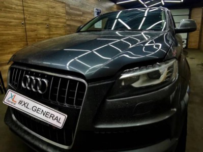 Установка лобового стекла Audi Q7 2006-2015