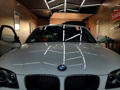 Установка лобового стекла BMW 1-SERIES E87 2004-2011