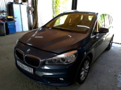 Установка лобового стекла BMW 2 F45 2014-2021
