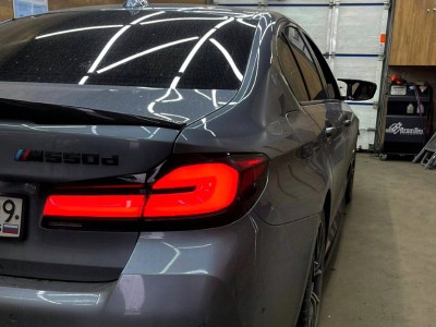 Установка лобового стекла BMW 5-Series G30 -