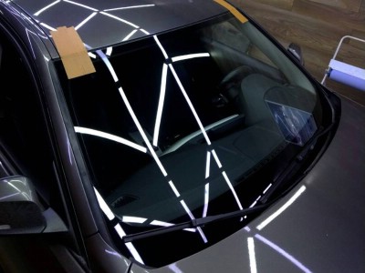 Установка лобового стекла BMW F30 2011-2019