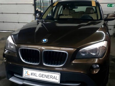 Установка лобового стекла BMW X1 E84 2009-2015